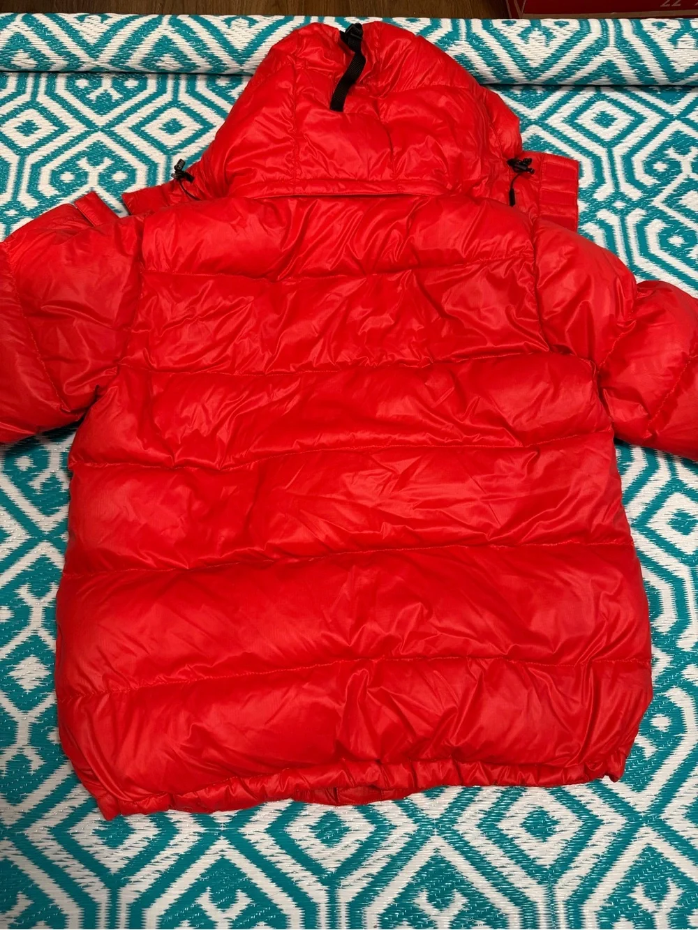Stussy Men’s Red Hooded Puffer Jacket Insulated Winter Coat